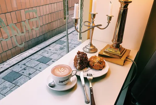 CAFE LAYERED 延南店/カペレイオドゥ ヨンナムジョム/카페레이어드 연남점の写真・動画_image_276934