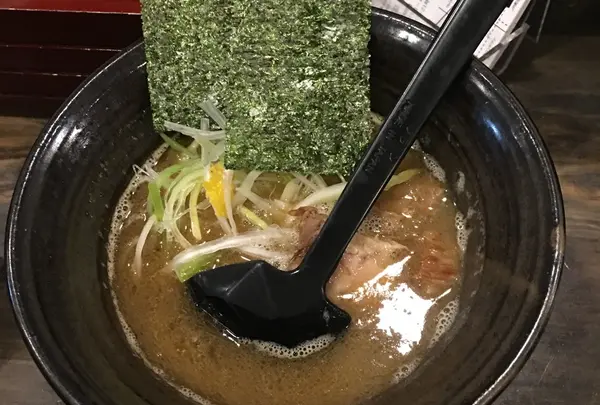 麺屋・奨ＴＡＳＵＫＵ’Ｎ