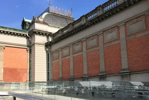 京都国立博物館