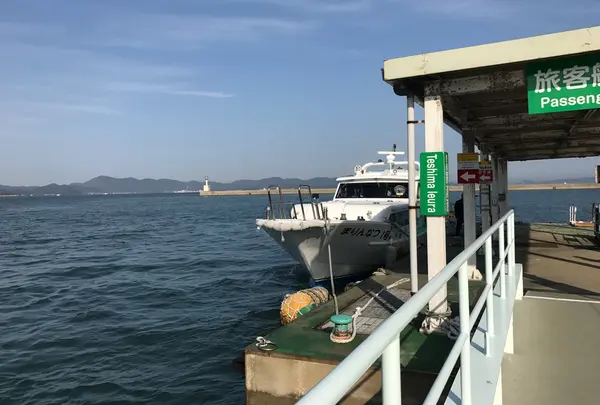 高松港