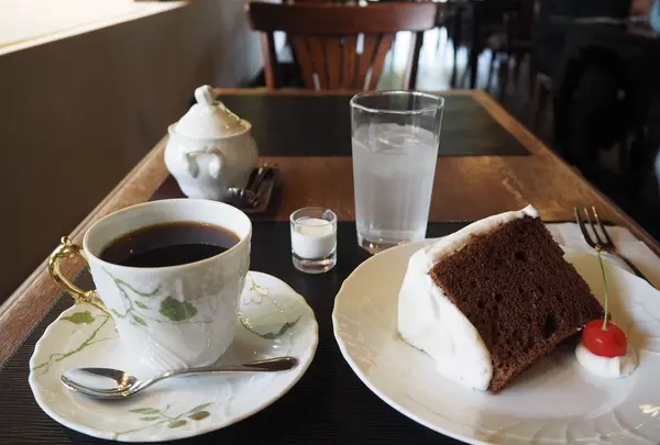 珈琲茶館 左岸