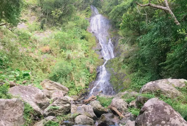 フナンギョの滝