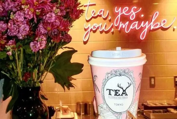 アルフレッドティールーム 青山本店 （ALFRED TEA ROOM）