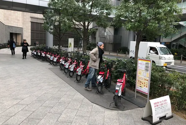 港区自転車シェアリング サイクルポート B02.六本木ヒルズ