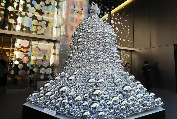 GINZA SIX