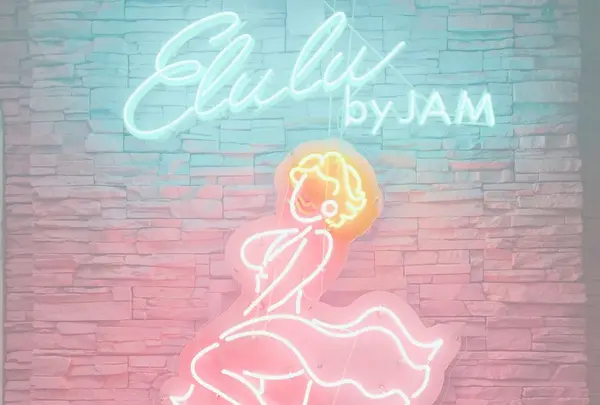Elulu by JAM 梅田店