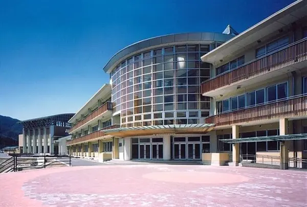 鹿沼市立粟野中学校