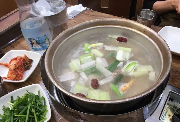 明洞(ミョンドン)タッカンマリ/명동닭한마리の写真・動画_image_293280