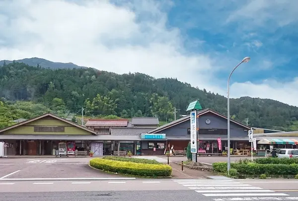 道の駅　茶の里東白川