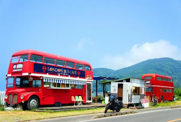 LONDON BUS CAFE