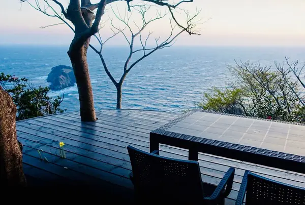 Izu Cliff House