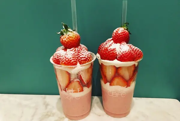 ELLE cafe AOYAMA エルカフェ青山