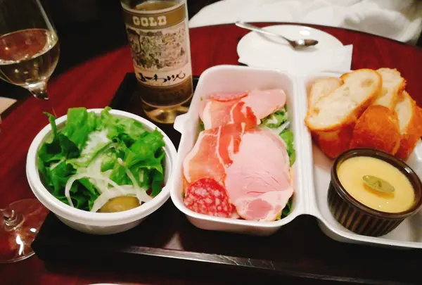腸詰屋銀座店