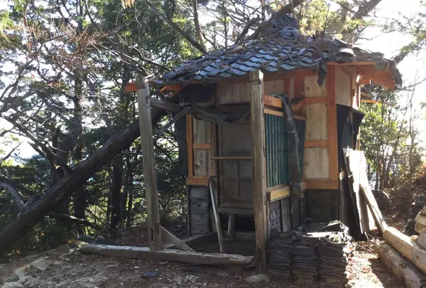 鳳来寺山奥之院