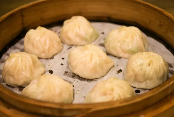 盛園糸瓜小篭湯包