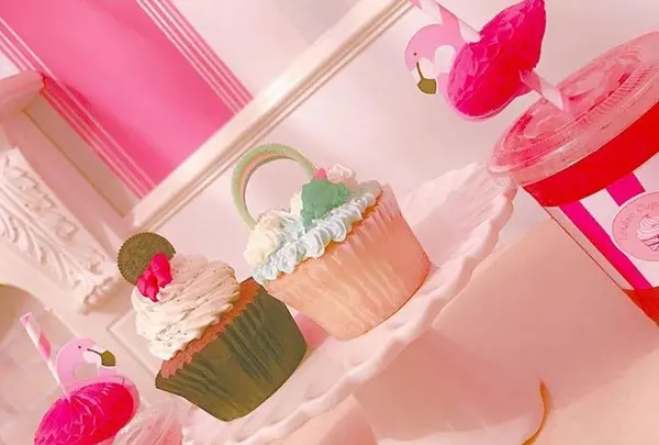 ＬｏｎｄｏｎＣｕｐｃａｋｅｓ