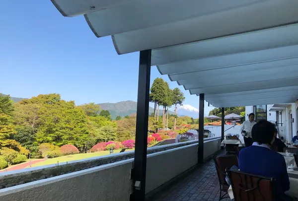 ヴェル・ボワ（山のホテル）