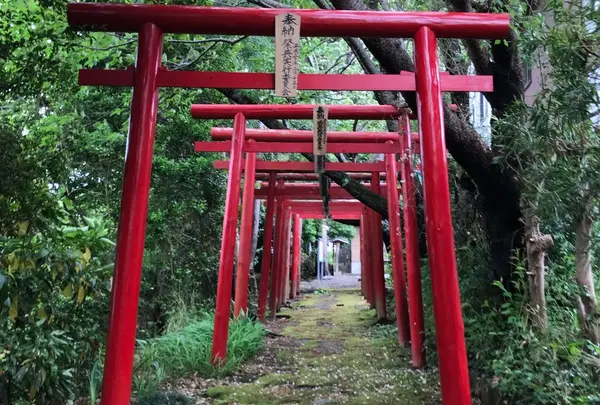 首塚稲荷神社