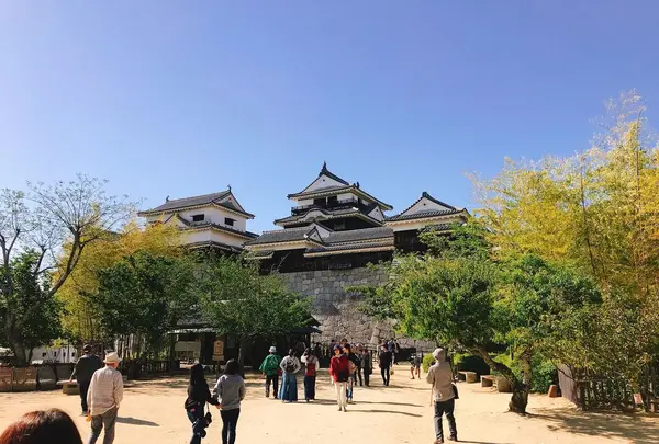 松山城