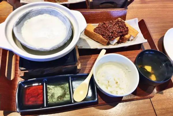 TOUFUYA Best Coffee & Tofu Dish