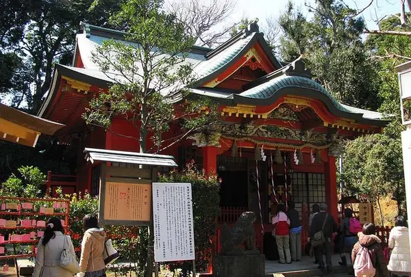 江島神社中津宮