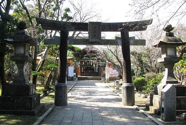 江島神社奥津宮
