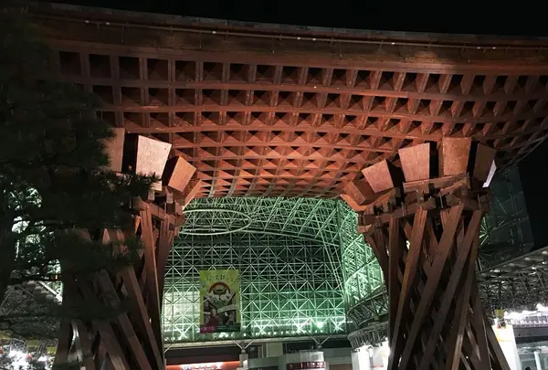 金沢駅