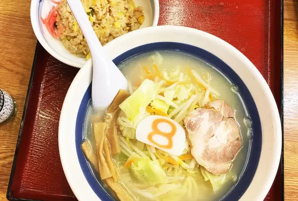 ８番らーめん 駅西本町店