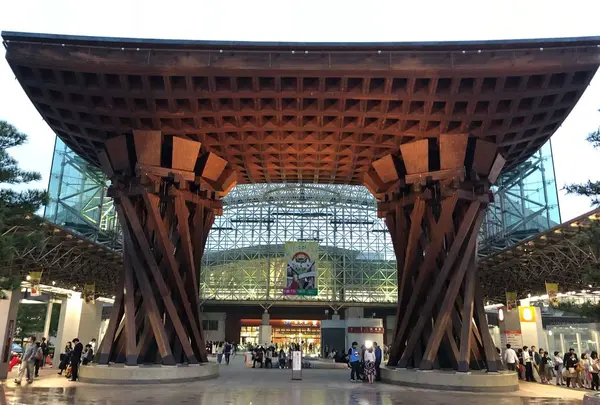 金沢駅