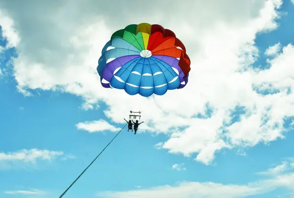 Hawaiian Parasail