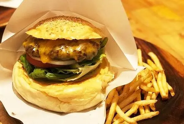 burger kitchen CHATTY CHATTY