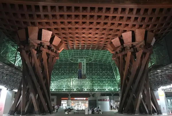 金沢駅