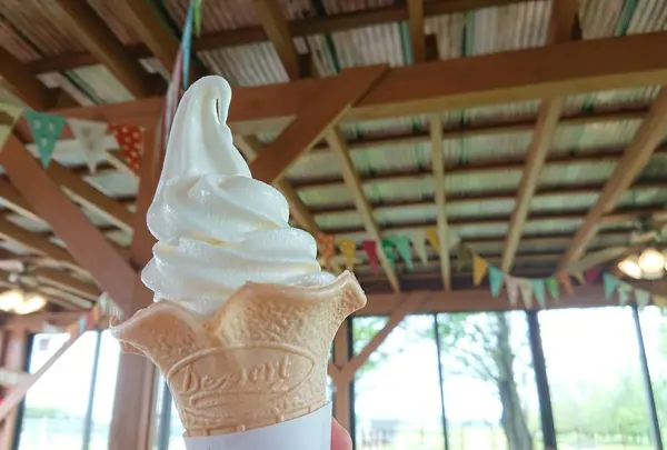 ホリ牧場 夢ミルク館