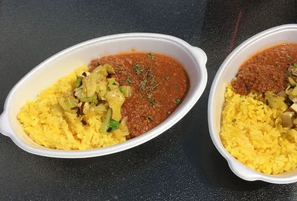 カレーと創作スパイス料理YODARE