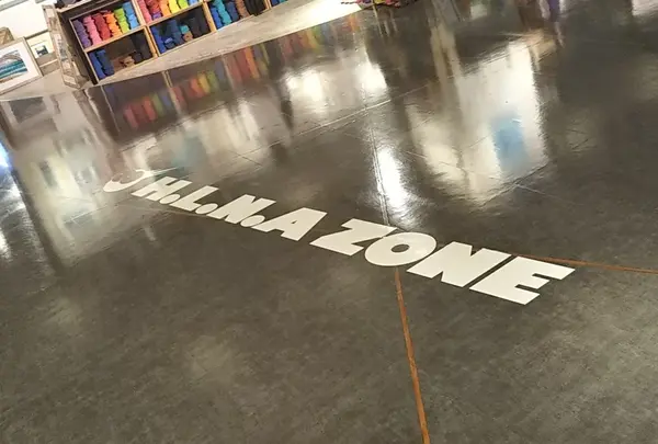 NIXON Incase by H.L.N.A