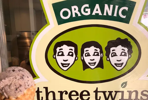 Three Twins Ice Cream 代官山本店