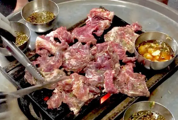 延南ソ食堂(旧 ソソモンヌンカルビチッ)