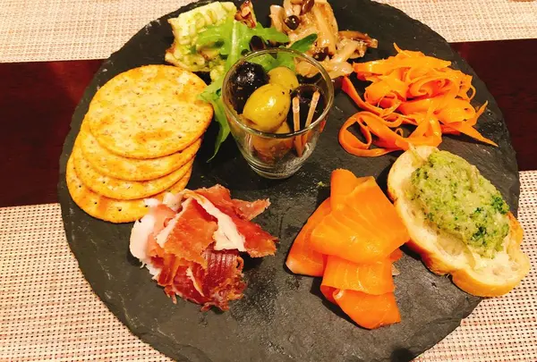 CERCLE wine & deli KARUIZAWA