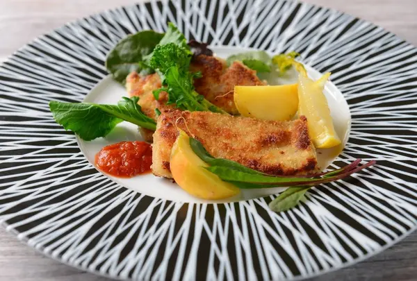 シュペッツレ カフェ&ワイン 表参道ヒルズ店