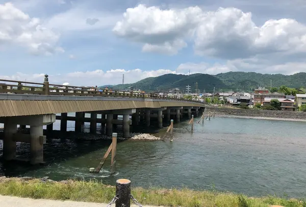 宇治橋