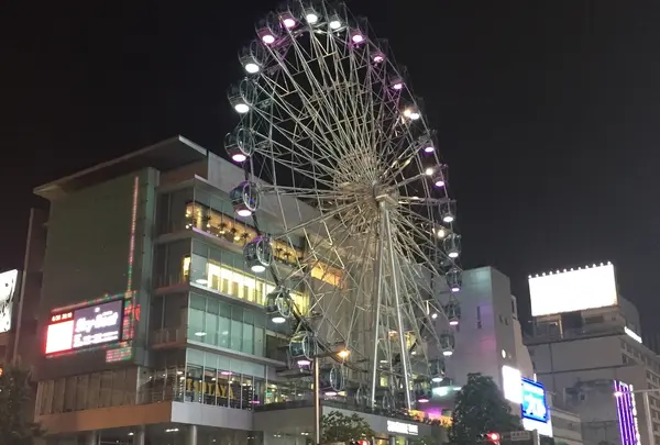 夜の栄