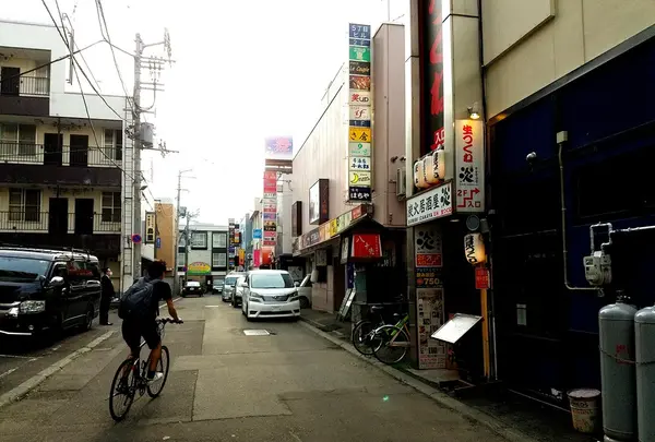 飲み屋街