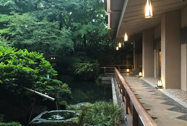 水明館
