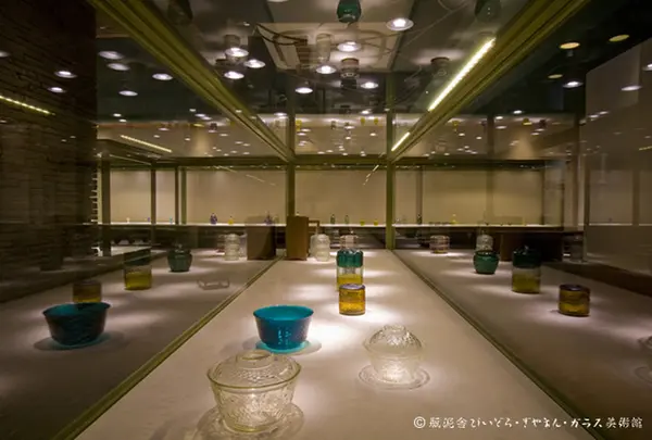 道後ぎやまんガラス美術館