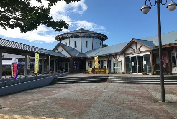 道の駅 よこはま 菜の花プラザ