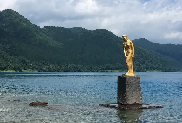 田沢湖