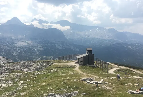 オーバートラウン