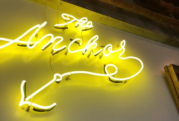 The ANCHOR Coffee & Wine Stand（アンカー コーヒー＆ワインスタンド）