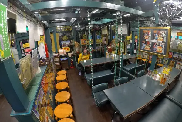 ラッキーピエロ ベイエリア本店