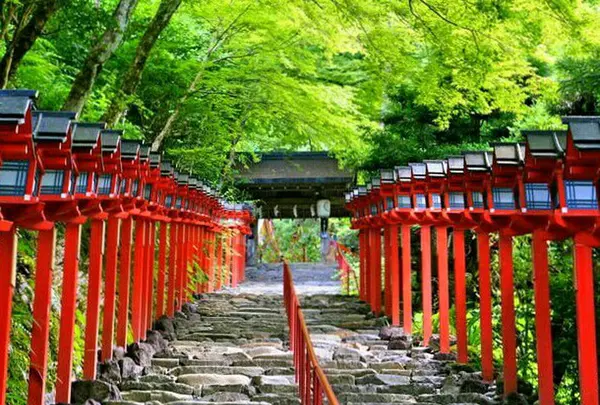 貴船神社